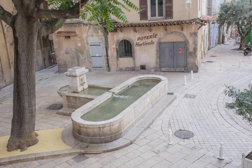 GregBnb-com - Centre Ancien - T2 Street Art - Wifi Toulon France